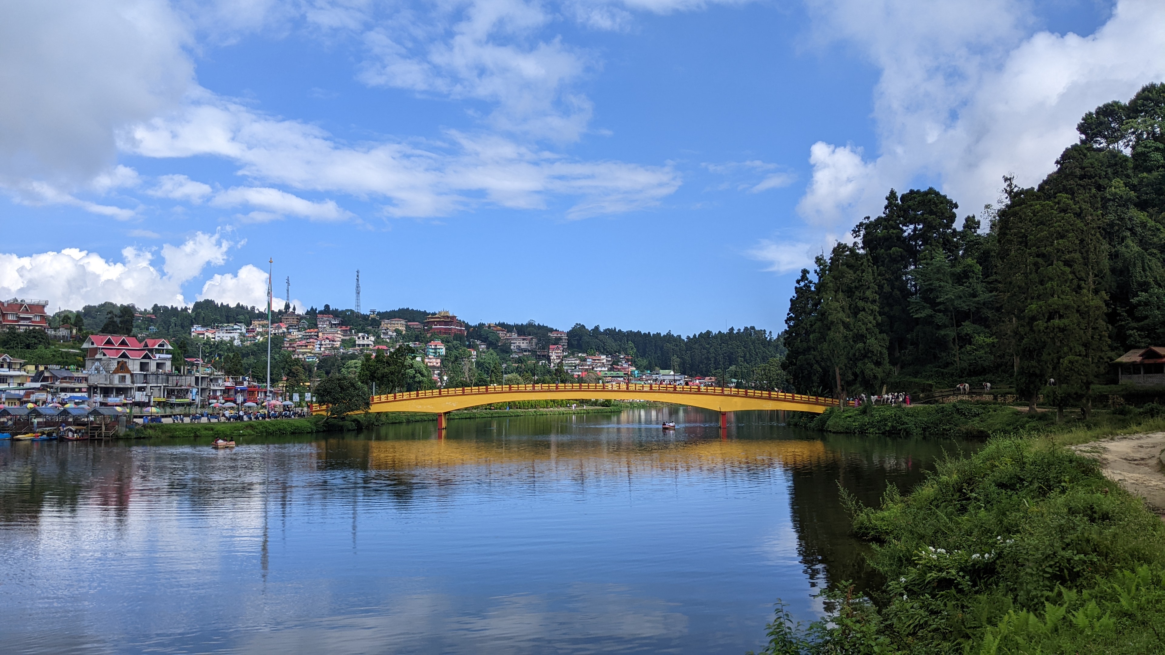 Unbelievable But True — We’re Right in the Heart of Mirik!